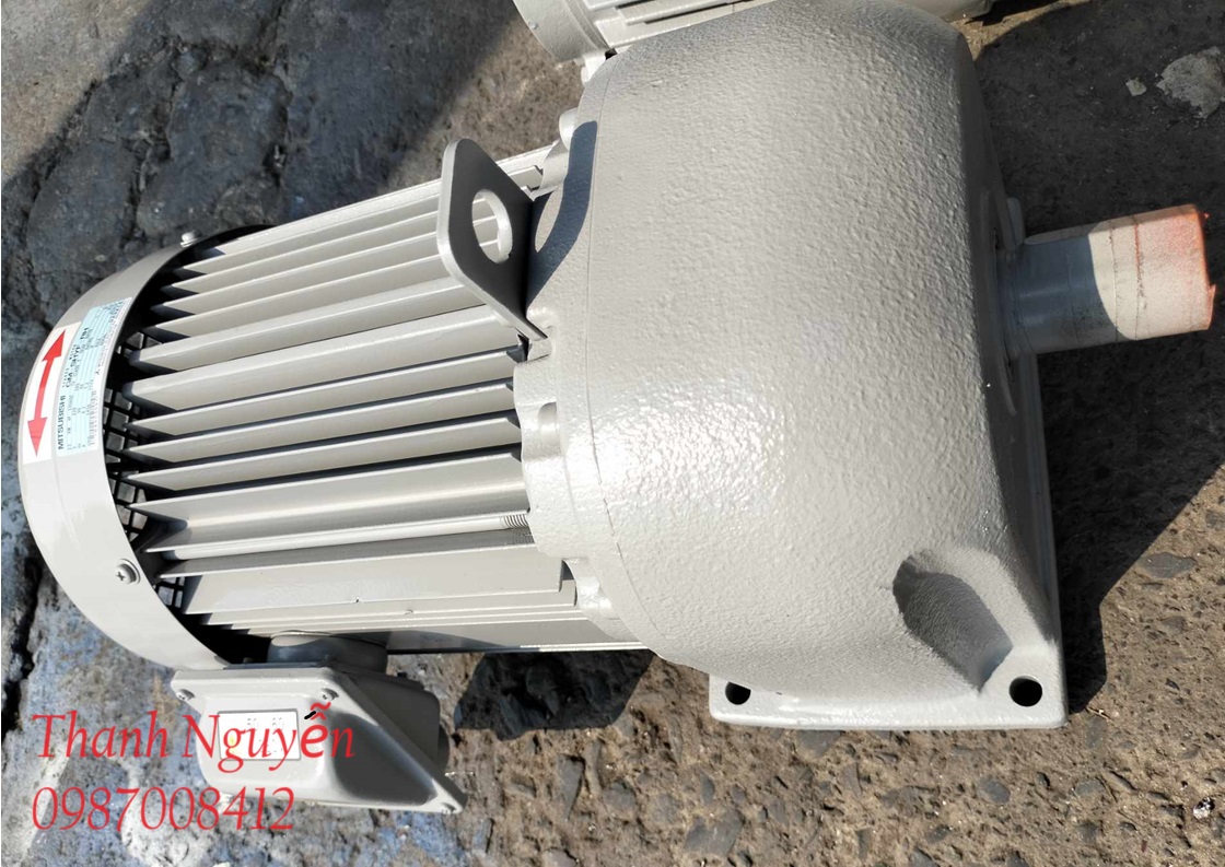 Motor giảm tốc 1.5KW 2HP...Mitsubishi...Japan...Hàng Nhật Cũ,Hàng Bãi Của Nhật.