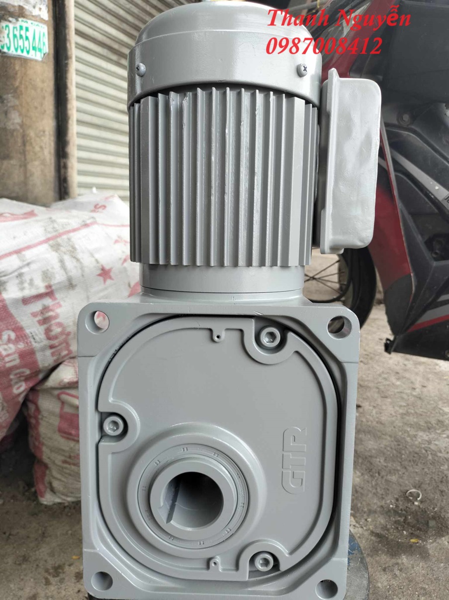 Motor giảm tốc cốt âm 0.75Kw 1hp...GTR...Japan...Hàng bãi của nhật...Hàng Nhật cũ.