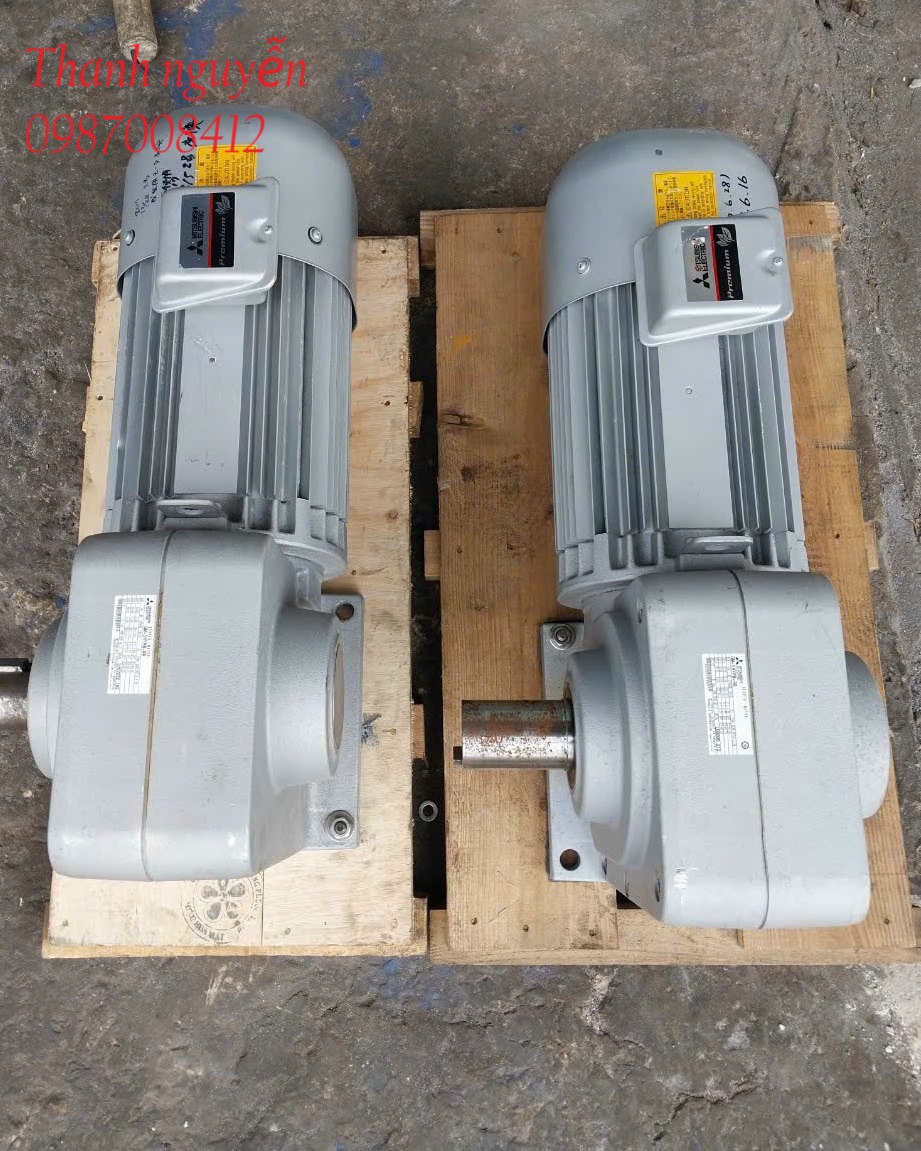 Motor giảm tốc cốt ngang 1.5kw 2hp...Mitsubishi...Japan...Hàng bãi của nhật...hàng cũ của nhật.